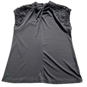 Cable&Gauge Black Sleeveless High Neck Twist Top W Lace Shoulders Women’s Medium